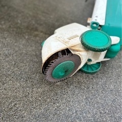 芝刈り機の画像