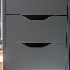 イケア アレックス 引き出しの画像