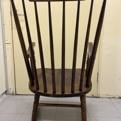 ロッキングチェア　揺り椅子の画像