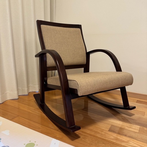 ゆうゆう座 トヨモク 豊橋 ベージュ ロッキングチェア アームレスト ゆうゆう座 トヨモク 豊橋 ベージュ ロッキングチェア アームレスト