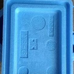 紐付き発泡スチロール　おまけで黒ラベル保冷箱の画像