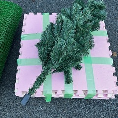 ジョイント人工芝 ツリー タイルマットの画像