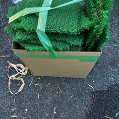 ジョイント人工芝 ツリー タイルマットの画像