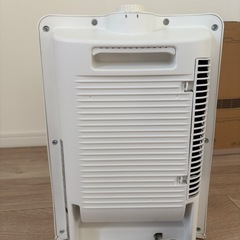 山善　セラミックファンヒーター箱付きの画像