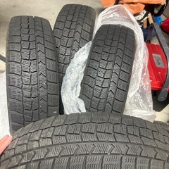 スタッドレスタイヤ　　14インチの画像