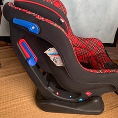 Joie チャイルドシート レッド・チェック柄の画像