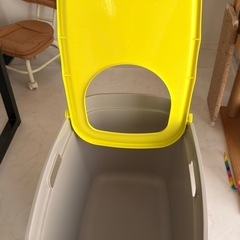 上から猫トイレ、中古美品。の画像