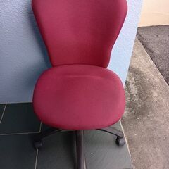【無料譲渡】オフィスチェア・ダイニングチェアお譲りします。（平日受取り限定）の画像