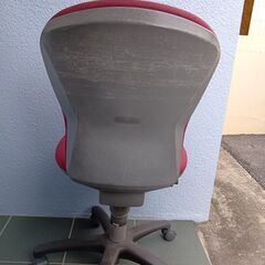 【無料譲渡】オフィスチェア・ダイニングチェアお譲りします。（平日受取り限定）の画像
