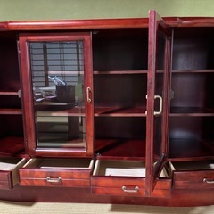 昭和レトロなサイドボードの画像