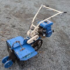 オーレック 　5馬力　ガソリンエンジン耕うん機 AR-52 ラグ...