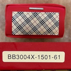 バーバリーズburberrysポーチ＆ハンカチスカーフセットギフトパッケージred レッド赤色ブラウン茶色系ベージュノバチェック綿100％レディースlady's LADYS女性用婦人ウィメンズwomen’s メンズ（men’s）男性用紳士 ユニセックス男女兼用の画像