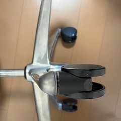 オカムラ Sabrina オフィスチェア　アジャストアーム、ランバーサポート付の画像