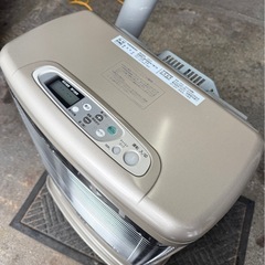 札幌市内配送可 燃焼確認済み 美品 16年製 コロナ ミニパル FF式輻射石油ストーブ FF-VT4216P 木造11畳/コンクリート18畳の画像