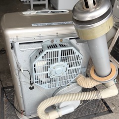 札幌市内配送可 燃焼確認済み 美品 16年製 コロナ ミニパル FF式輻射石油ストーブ FF-VT4216P 木造11畳/コンクリート18畳の画像