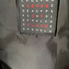 センスオブプレイス　コートの画像