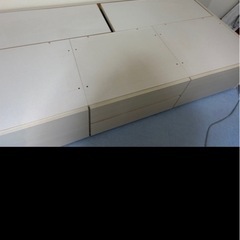 ニトリ　収納付きベッド　シングルの画像