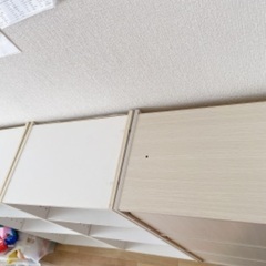 収納棚 カラーボックス3個 木のテーブル カウンターの画像