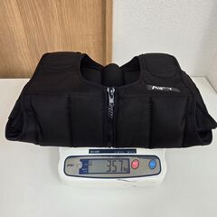 家トレの相棒！ ウエイトベスト 最大3.57kの負荷の画像