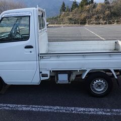 軽トラ：山梨北杜市から三菱ミニキャブトラック4WDパワステ／車検令９年12月まで91800kmタイミングベルト交換済み、タイヤ山有りスタットレス履いてます。の画像