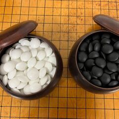 碁盤 脚付（へそ有） 碁石セット 白黒 囲碁の画像