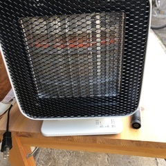 NO：5136リフレクトヒーター❣️自動首振り機能付❣️お買い得品