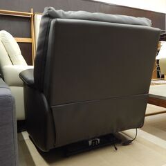 ニトリ BELIEVER 2 (ビリーバー2) 1人用 ダークブラウン 本革 電動リクライニングチェア　札幌市清田区の画像