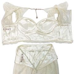 【ROBE de FLEURS / ローブドフルール】レース×バストチャームセットアップミニキャバドレスの画像