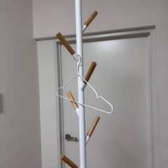 ポールハンガー【美品‼️】の画像