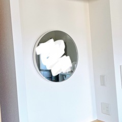 壁掛け丸型ミラー・ホワイト色の画像