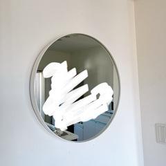 壁掛け丸型ミラー・ホワイト色の画像