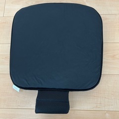 車シートクッション　メッシュの画像