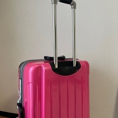 【無料】Lサイズ　スーツケース　ピンクの画像
