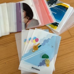 クリアファイル　たくさんの画像