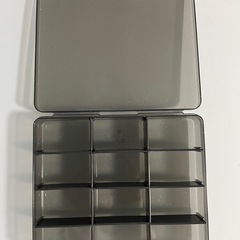 アクセサリー作成キット　ビーズ・工具・収納ケースなど　の画像