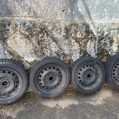 スタッドレスタイヤ　アイミーブの方必見　　ワンシーズン（３ヶ月）使用　状態良の画像