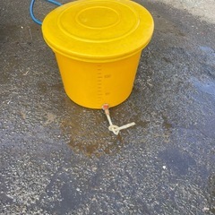 水タンク　150リットルの画像