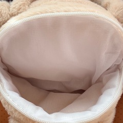 【新品】アボカドを食べる猫のぬいぐるみショルダーバッグ/手提げバッグ（収納出来るスペースあります）可愛いらしさと実用性を兼ねの画像