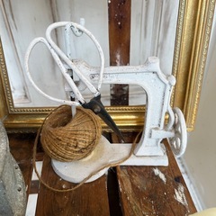 アンティーク小物6点セット(椅子、額縁含む)の画像
