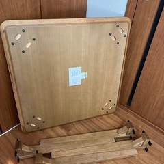 ダイニングテーブルの画像