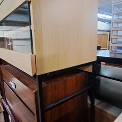 【リサイクルショップどりーむ天保山店】NO.3747　棚　扉付き　写真参照🎵　オススメ🎵の画像