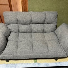 空気清浄機・ソファーベッド・回転ソファー中古品3点まとめての画像