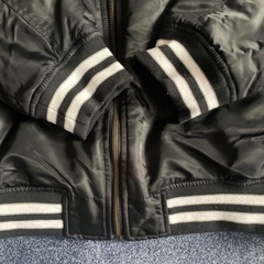 GU メンズ　ジャンパー　　サイズXLの画像