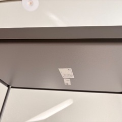 IKEA サイドテーブル(無料)の画像