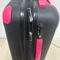 スーツケースの画像