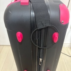 スーツケースの画像