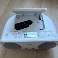 CDラジオ TOSHIBA 東芝 ホワイト TY-C150の画像