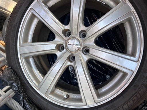 スタッドレスタイヤ