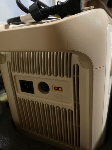 ポータブル電源（Anker SOLIX C1000)