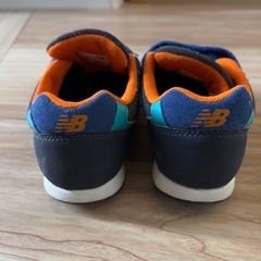 ニューバランス 996 キッズ スニーカー 16cm 
の画像